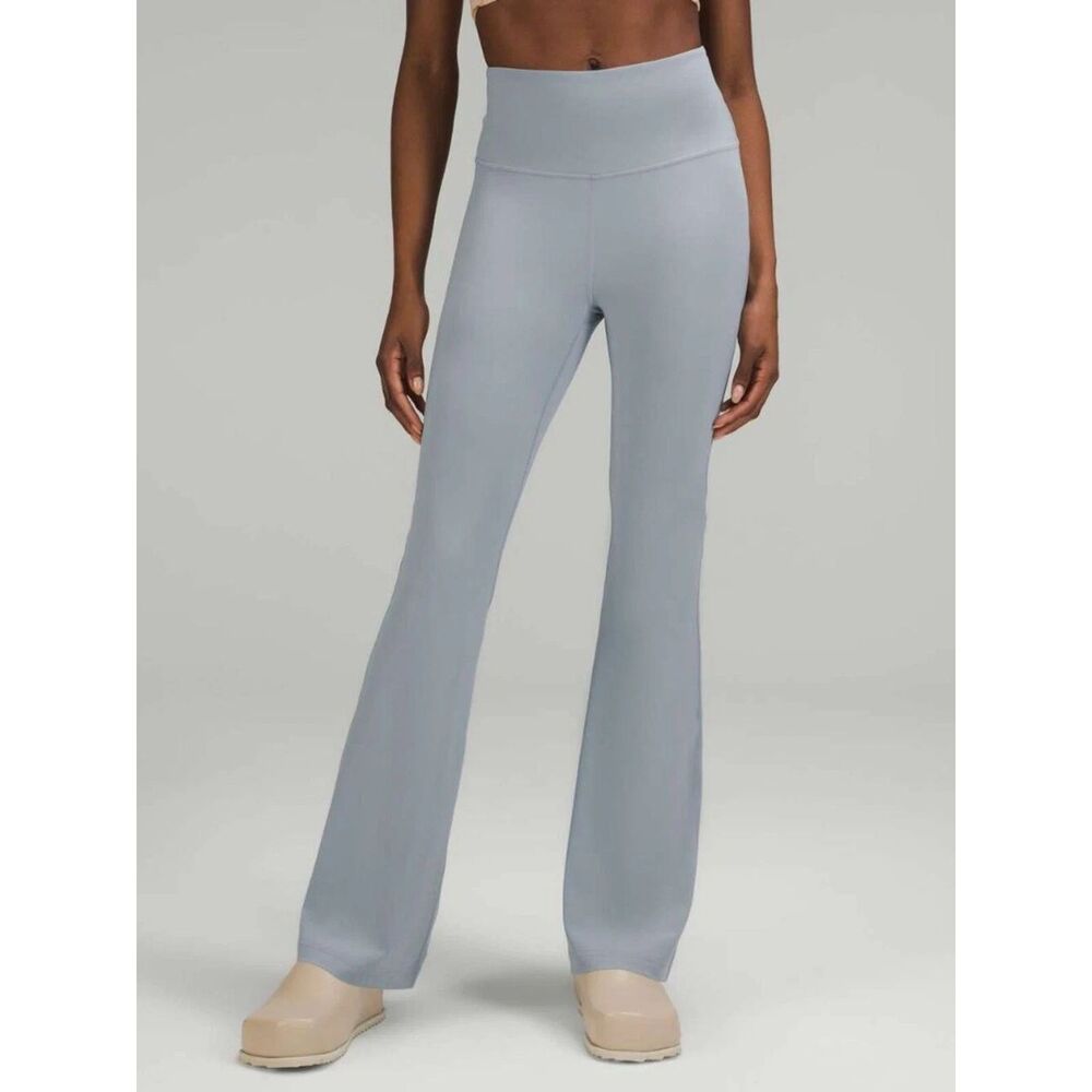 Lululemon Groove Super-High-Rise Flared Pant Nulu Chambray Size 12 W5EZ9S
